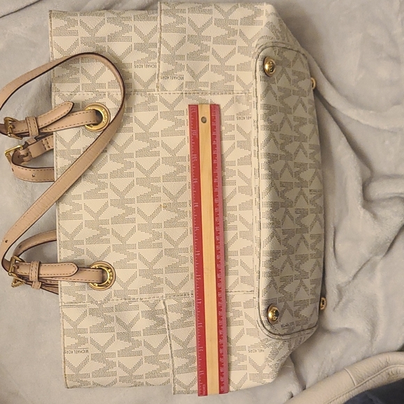 Authentic Michael Kors Leather Logo Hobo Bag 🎒 - Picture 10 of 12